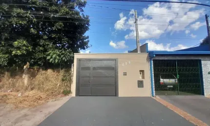 Casa com 2 quartos para alugar no jardim das palmeiras, araraquara , 48 m2 por r$ 780