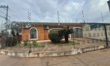 Casa com 3 quartos para alugar na vila xavier (vila xavier), araraquara , 230 m2 por r$ 3.000