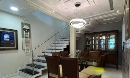 Um lindíssimo sobrado no villa branca - oportunidade!