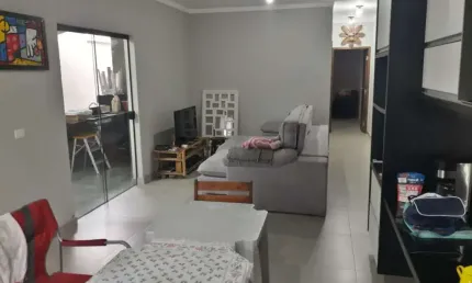 Casa com 2 quartos à venda na Rua Livorno, Residencial Santa Paula, Jacareí