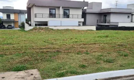TERRENO PLANO NUM DOS MELHORES CONDOMÍNIO FECHADO DE SÃO JOSÉ DOS CAMPOS