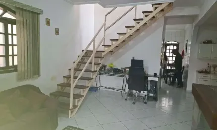 Sobrado espaçoso no  são judas tadeu: conforto e conveniência para sua família!