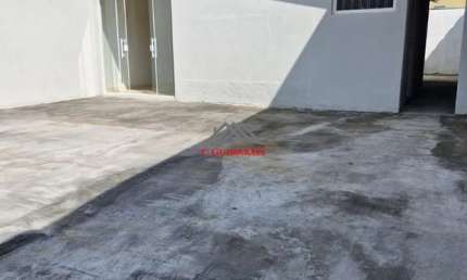Imperdível oportunidade: Casa à venda no Parque Residencial Vila União em Campinas-SP. 2 quartos, 1 suíte, 1 sala, 2 banheiros, 4 vagas de garagem.