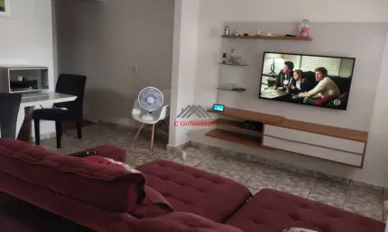 Casa à venda em Campinas-SP: 4 quartos, 1 sala, 3 vagas na Vila Boa Vista, com 150m² de área. Confira esta oportunidade!