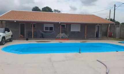 Chácara à Venda em Americana-SP: 3 Quartos, 10 Vagas de Garagem, Área Gourmet e Piscina no Balneário Riviera!
