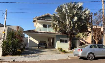 Sobrado com 3 dormitórios à venda, 178m² por R$770.000 - Condomínio Terras do Vale - Caçapava  - SP.