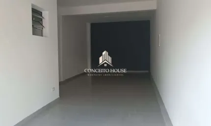 Casa comercial 3 salões com banheiro , próximo a rua valter boveri do número 251