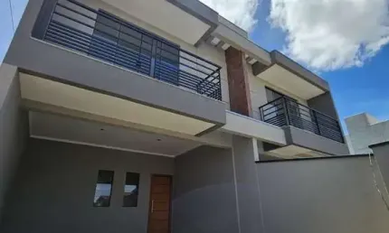 Casa à venda no bairro Jardim das Acácias - Poços de Caldas/MG