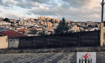 Terreno à venda no bairro Jardim Santa Angela  - Poços de Caldas/MG
