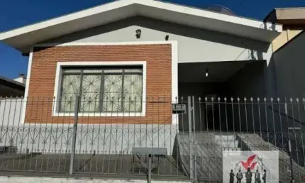 Casa à venda no bairro Jardim São Paulo - Poços de Caldas/MG