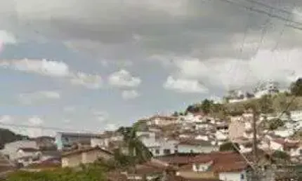 Área Residencial/Comercial para Venda em Centro Poços de Caldas-MG