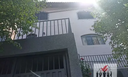 Casa à venda no bairro Santa Ângela - Poços de Caldas/MG