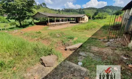 Fazenda à venda no Centro, Itajubá 