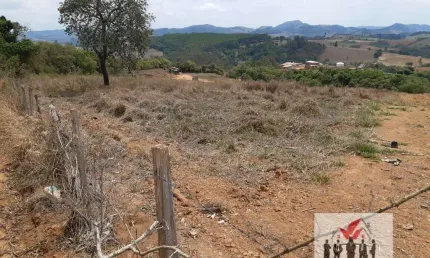 Chácara / sítio à venda no Centro, Caldas 