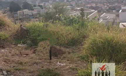 Terreno à venda no Jardim Bandeirantes, Poços de Caldas 