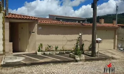 Casa Térrea para Venda em Jardim Campos Elísios Poços de Caldas-MG