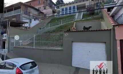 Casa à venda no bairro Jardim Santa Rosália - Poços de Caldas/MG