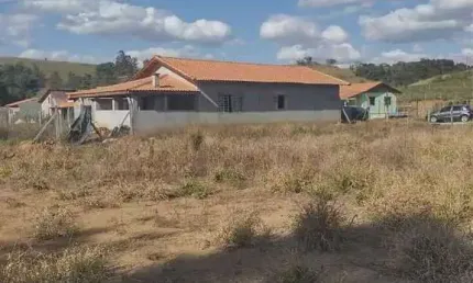 Chácara / sítio à venda no Centro, Caldas 