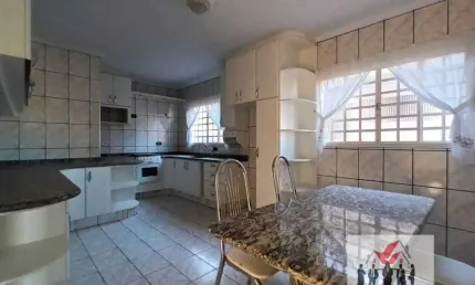 Apartamento à venda no bairro Jardim Santa Angela  - Poços de Caldas/MG