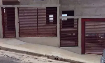 Casa à venda no bairro parque vivaldi leite ribeiro - poços de caldas/mg