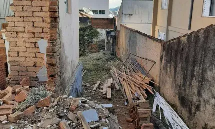 Terreno à venda no bairro Centro - Poços de Caldas/MG