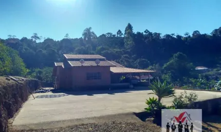 Chácara à venda no bairro Centro - Bandeira do Sul/MG