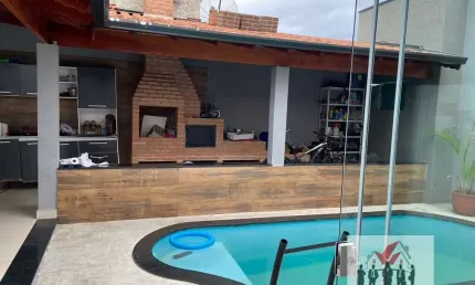 Casa com 3 quartos à venda no Loteamento São Cristóvão, Pouso Alegre 