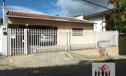 Casa à venda no bairro Parque Vivaldi Leite Ribeiro - Poços de Caldas/MG