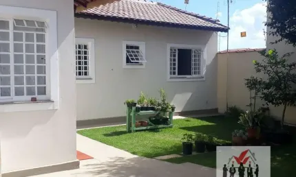 Casa à venda no bairro Jardim das Azaléias - Poços de Caldas/MG