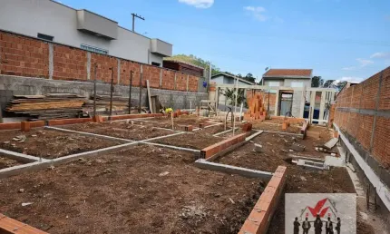 Casa à venda no bairro Residencial Tiradentes  - Poços de Caldas/MG