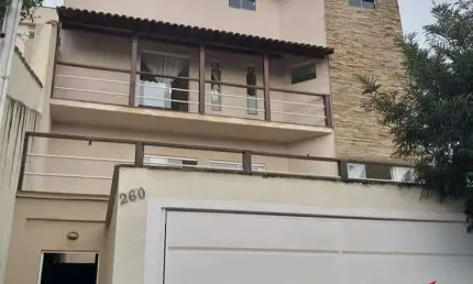 Casa Sobrado para Venda em Jardim das Hortênsias Poços de Caldas-MG
