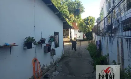 Casa à venda no bairro Jardim Country Club - Poços de Caldas/MG