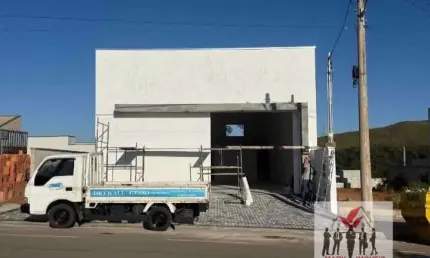 Pavilhão/Galpão à venda no bairro Jardins de Florença - Poços de Caldas/MG