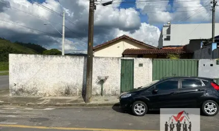 Casa à venda no bairro conjunto habitacional pedro afonso junqueira - poços de caldas/mg