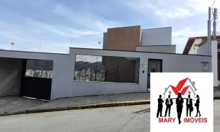 Casa à venda no bairro Jardim Del Rey - Poços de Caldas/MG