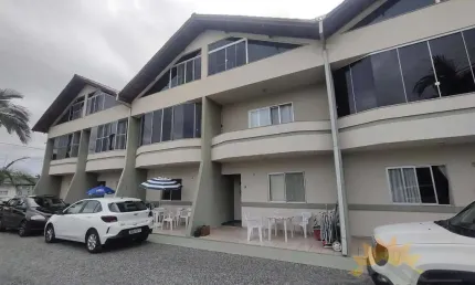 Apartamento triplex todo mobiliado com 03 quartos em Itapoá
