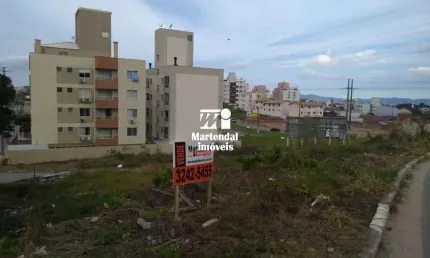 Terreno à venda na Avenida Atílio Pedro Pagani, 1, Pagani, Palhoça