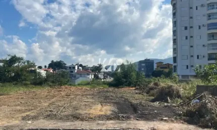Terreno à venda na Avenida das Torres, 1, Pagani, Palhoça
