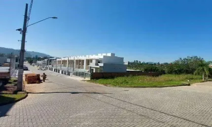 Terreno à venda na Rua Mathias Schell, 1, Sertão do Maruim, São José