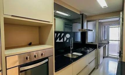 Apartamento Semimobiliado 96m² com 2 Quartos e Suíte no Pagani