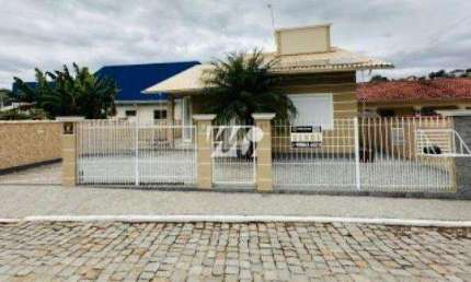 Casa de 3 Dormitórios com 1 Suíte Em Santo Amaro da Imperatriz