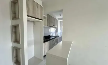 Apartamento com piscina e 2 quartos e suíte na pedra branca
