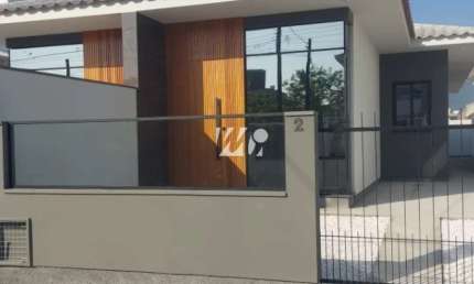 Casa Geminada 3 Quartos com 1 Suíte e 70m² - Nova Palhoça