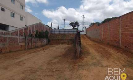 Terreno à venda na Rua Ângelo Pedroti, Vila São José, Itu