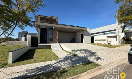 Casa à venda no Condomínio Portal dos Bandeirantes - Salto/SP