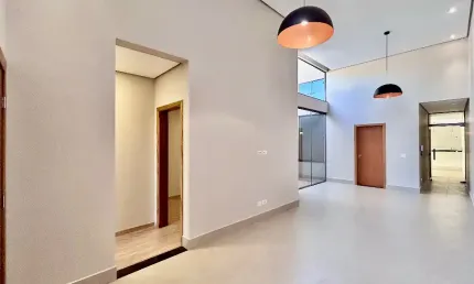 A casa perfeita no burle marx: 3 quartos, sótão e muito charme!