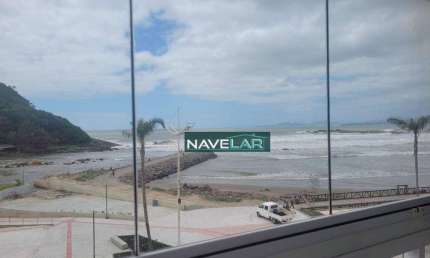 Ótimo apartamento frente mar com 3 suítes no Gravatá, na frente do mar.
