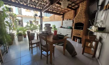 SOBRADO  COM 04 DORMITÓRIOS NA REGIÃO DO JARDIM PRUDÊNCIA!!!