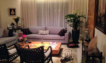 CONFORTÁVEL APARTAMENTO COM FINO ACABAMENTO,  NO MELHOR DA VILA MASCOTE!