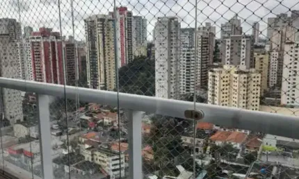 Apartamento com varanda grill no melhor do jardim prudência !